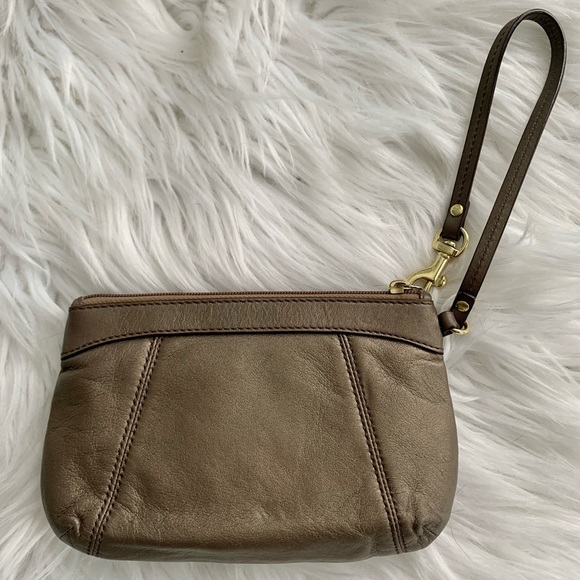 Coach Wristlet. Gold. - Picture 3 of 3